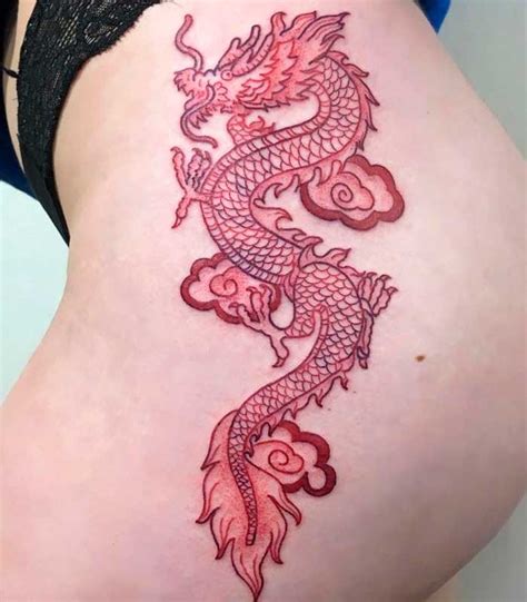 Tatuaje dragón en la pierna